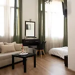 Hotel Ilisia
