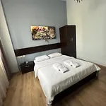 Ilisia Hotel 2*