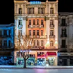 Hotel Ilisia 2*