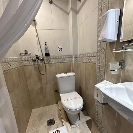 Ilisia Hotel