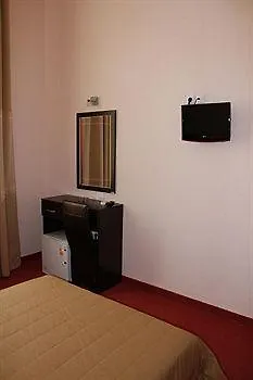 酒店 伊利西亚酒店 2*