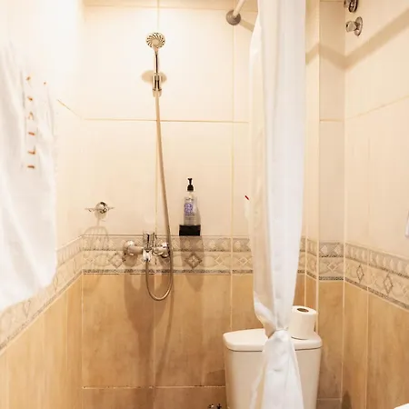 Ilisia Hotel