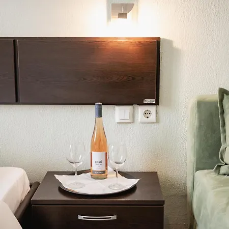 Hotel Ilisia 2*