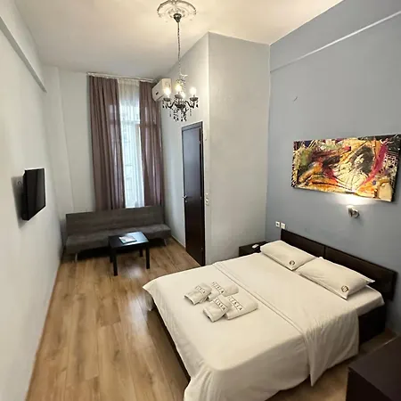 Ilisia Hotel