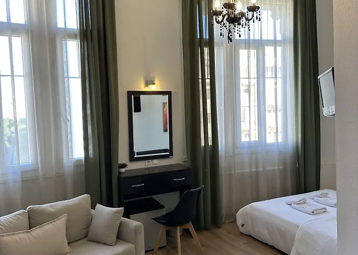 فندق Ilisia