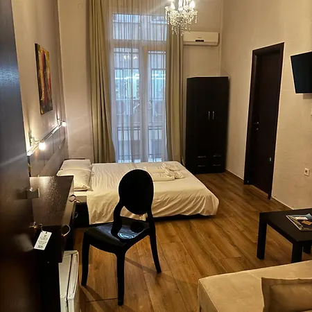 Ilisia Hotel