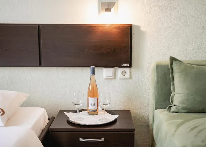 Otel Ilisia 2*